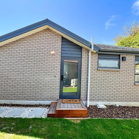 Modern Home With 2 Ensuites Only 17 Minutes To City And Chc Airport Christchurch Bagian luar foto