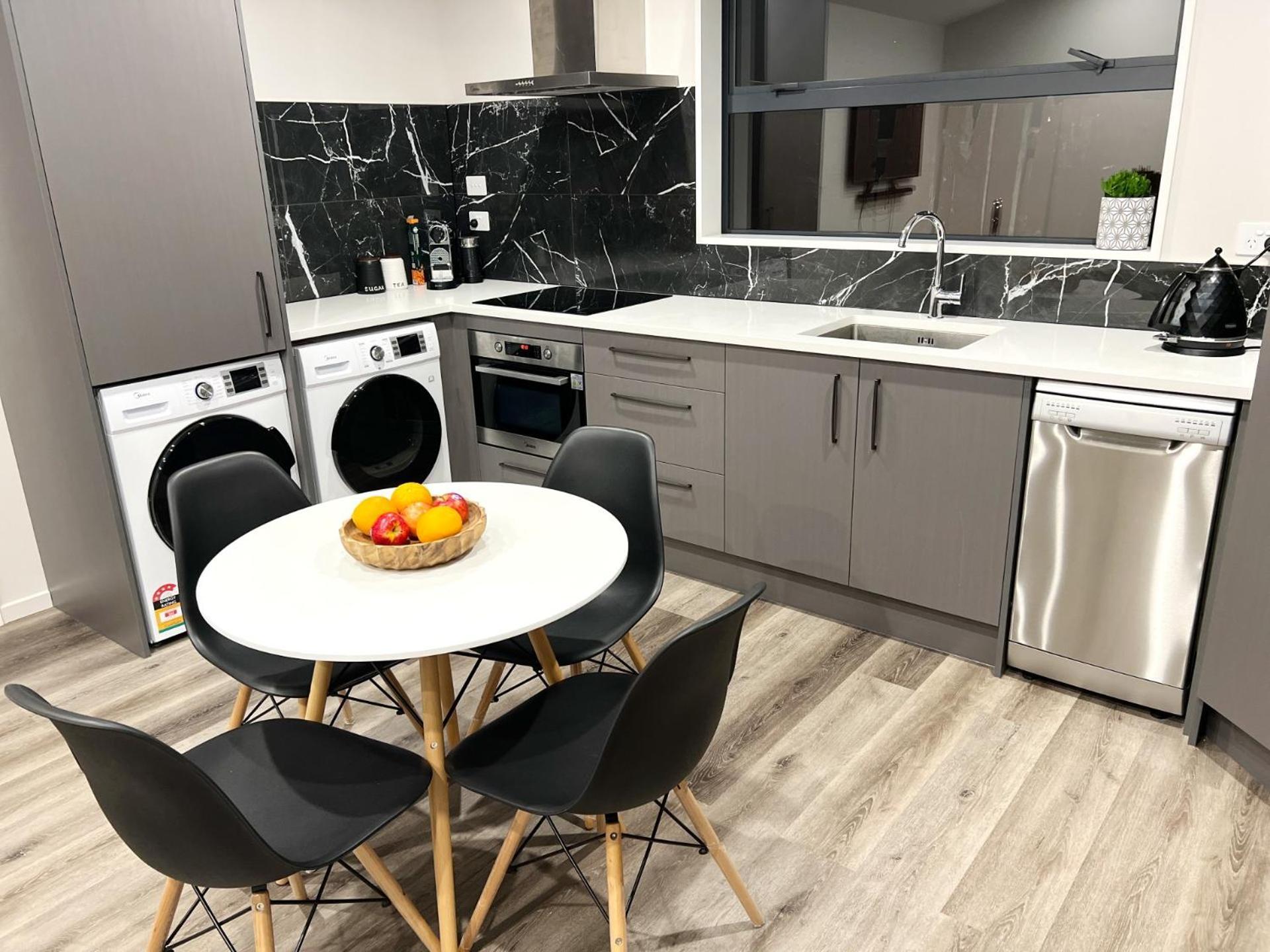 Modern Home With 2 Ensuites Only 17 Minutes To City And Chc Airport Christchurch Bagian luar foto